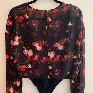 NWOT Aritzia Wilfred Talmont Bodysuit
